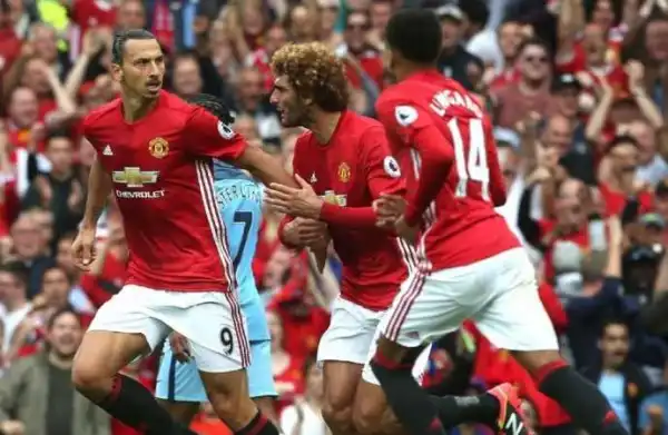 Manchester United becomes first club to earn £500m in a year